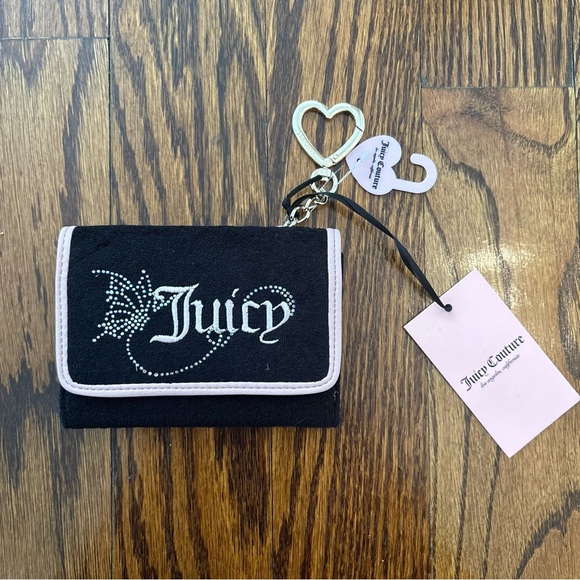 Juicy Couture Accessories - Juicy Couture Black Wallet with Heart Keychain